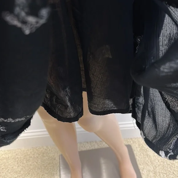 Free People Black mini dress with white embroidered rosette’s open back size M - Picture 5 of 14